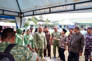 Kodim 0317/TBK Gelar Bazar HUT TNI ke-81 Tawarkan Pangan Murah, Warga Antusias
