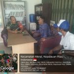 Cuaca Tak Menentu, Babinsa Parit Benut Ingatkan Warga Jaga Kesehatan